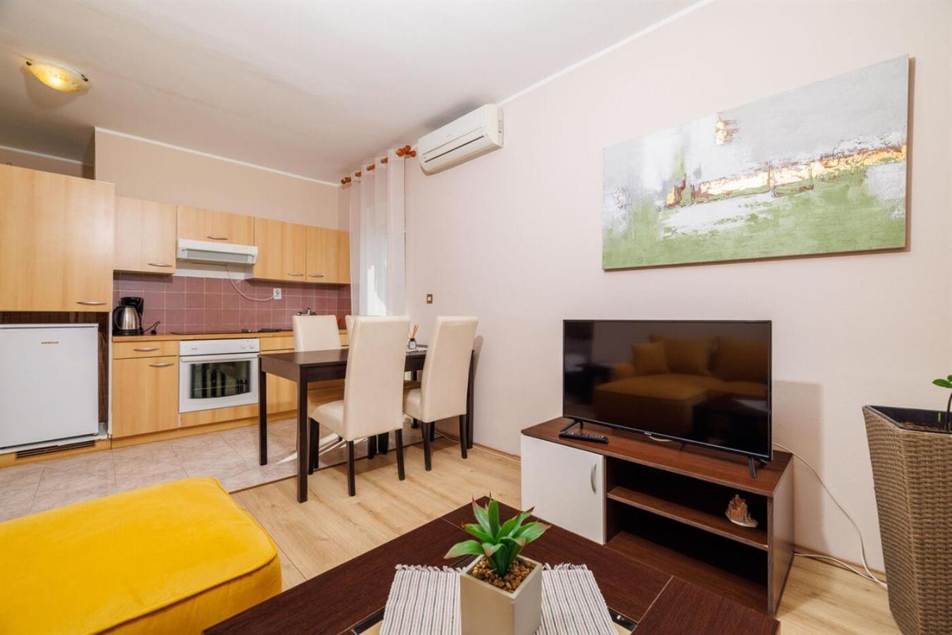 Apartments San Dramalj - Crikvenica Buitenkant foto